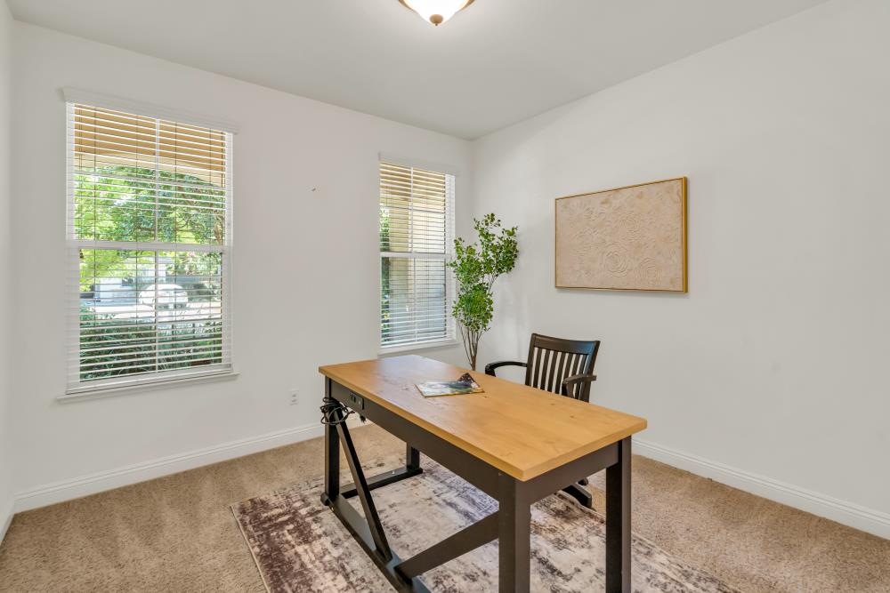 Detail Gallery Image 8 of 60 For 200 Orrington Cir, Sacramento,  CA 95835 - 4 Beds | 3/1 Baths