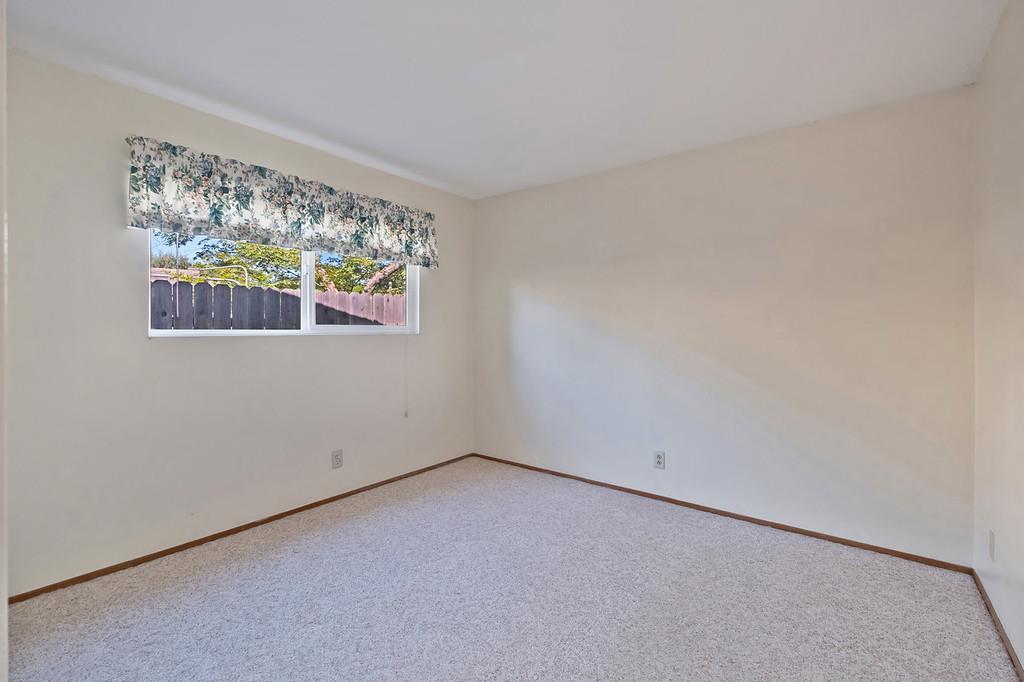 Detail Gallery Image 18 of 34 For 8105 Highwood Way, Orangevale,  CA 95662 - 3 Beds | 2 Baths