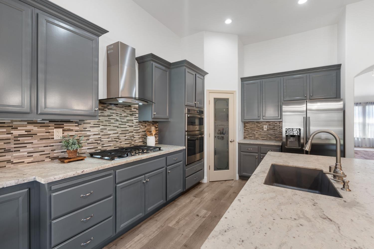 Detail Gallery Image 12 of 26 For 3900 Ginko Way, Sacramento,  CA 95834 - 3 Beds | 2 Baths