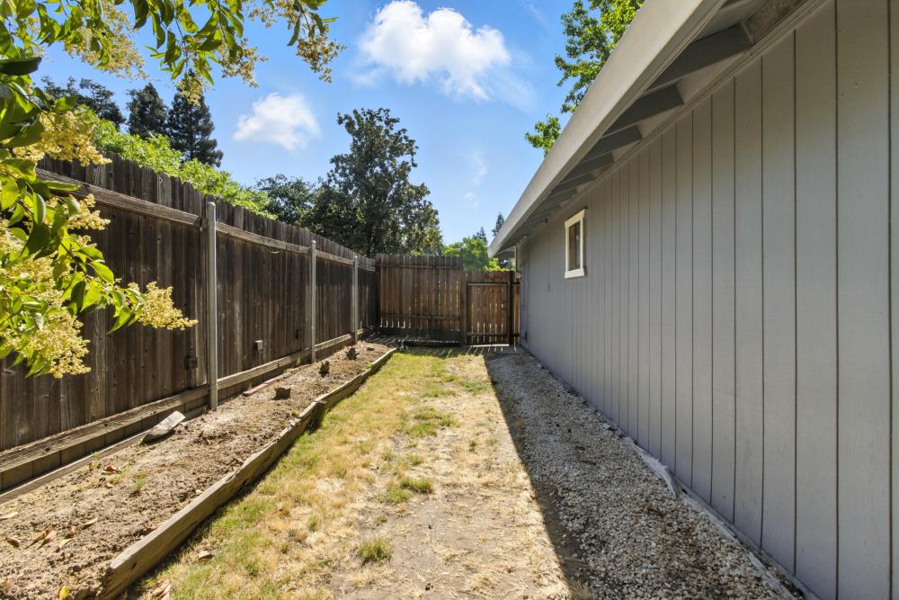 Detail Gallery Image 32 of 36 For 6023 Garden Towne Way, Orangevale,  CA 95662 - 3 Beds | 2 Baths