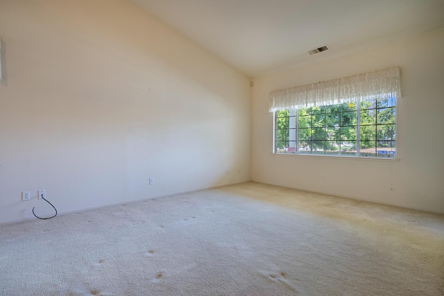 Detail Gallery Image 15 of 53 For 1079 Rosehill Dr, Chowchilla,  CA 93610 - 4 Beds | 2 Baths