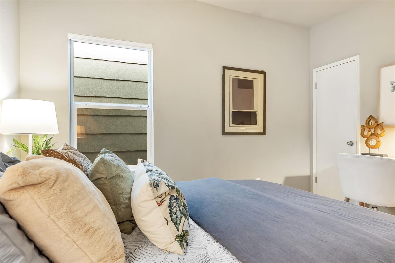 Detail Gallery Image 22 of 39 For 964 61st St, Oakland,  CA 94608 - 3 Beds | 2/1 Baths