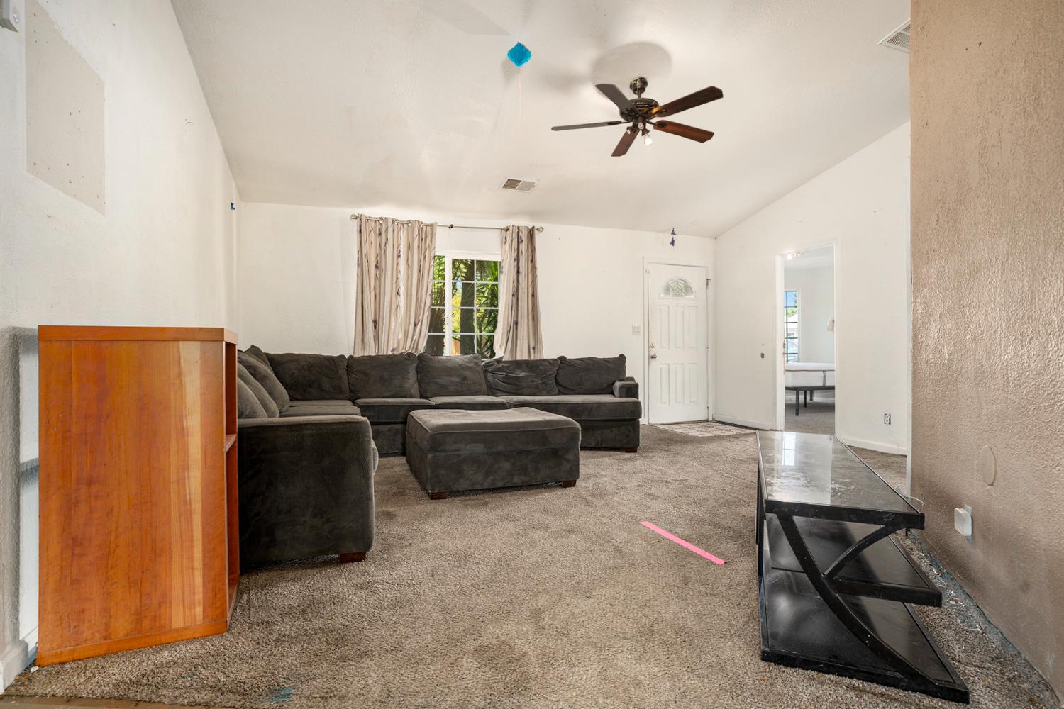 Detail Gallery Image 4 of 15 For 3611 Pine St, Castro Valley,  CA 94546 - 2 Beds | 2 Baths