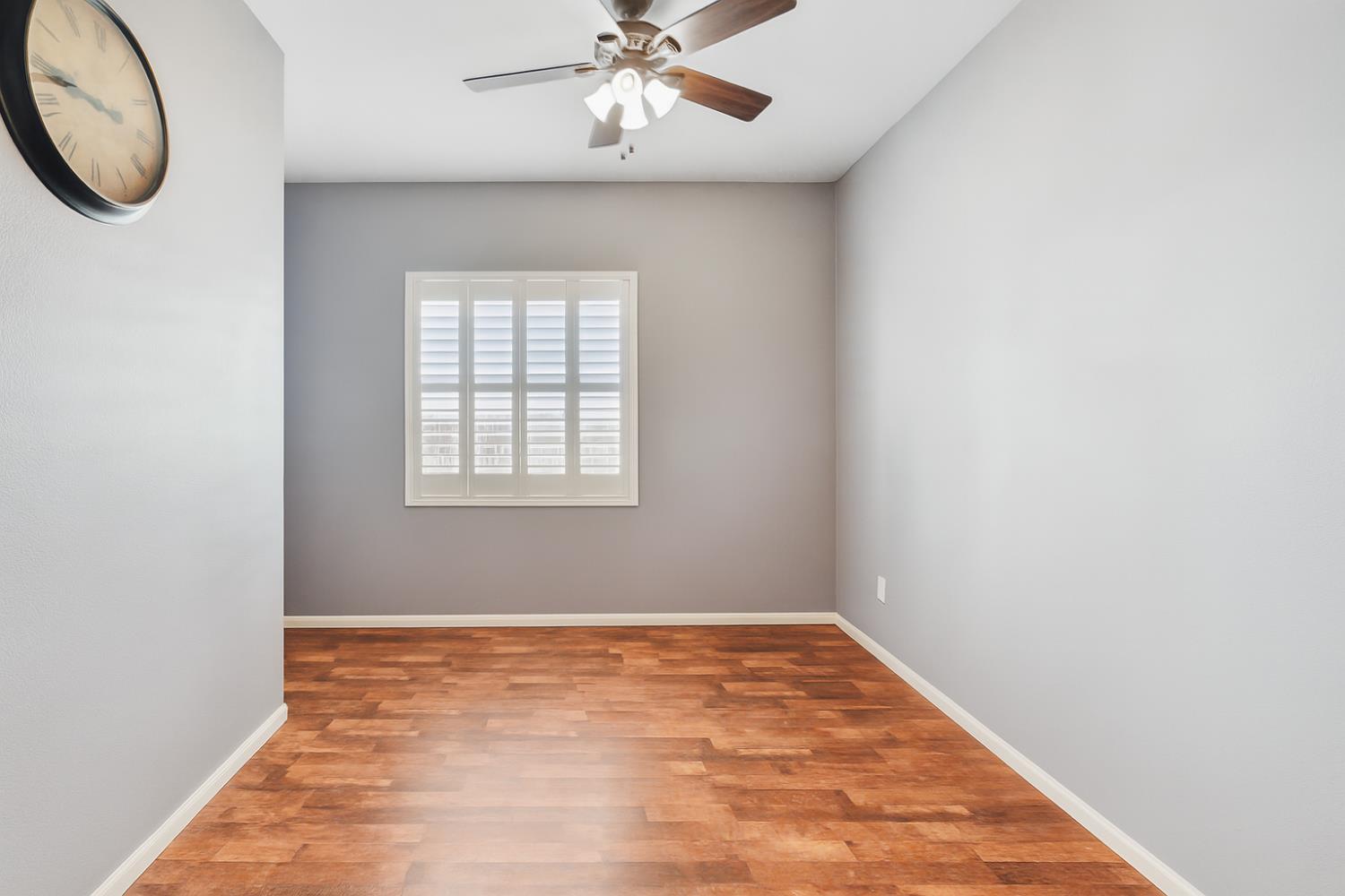 Detail Gallery Image 9 of 24 For 228 Northampton Way, Newman,  CA 95360 - 4 Beds | 2 Baths