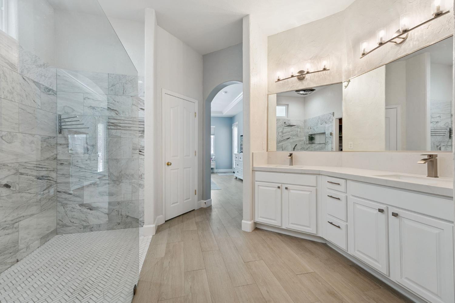 Detail Gallery Image 26 of 60 For 5054 Stroman Ln, Sacramento,  CA 95835 - 3 Beds | 2/1 Baths