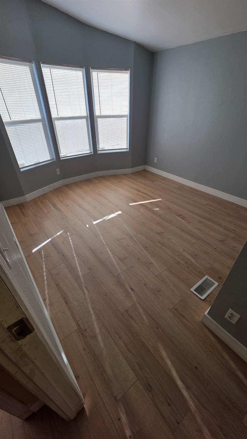 Detail Gallery Image 10 of 18 For 131 Klamath, Pittsburg,  CA 94565 - 3 Beds | 2 Baths