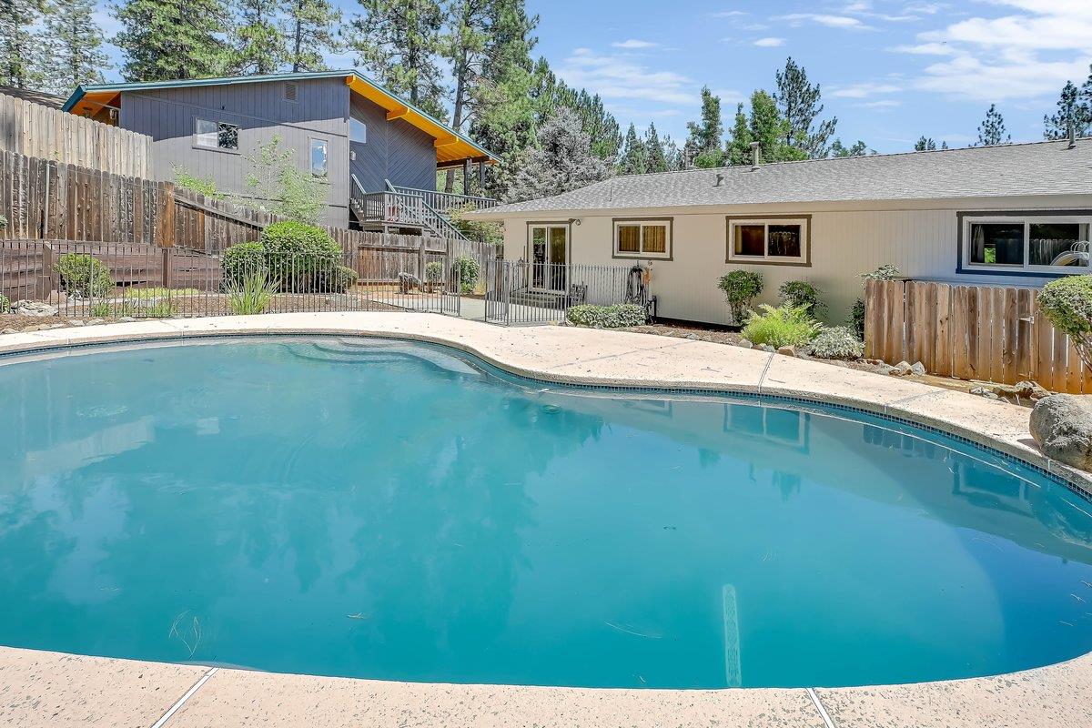Detail Gallery Image 33 of 36 For 335 Rhode Island St, Grass Valley,  CA 95945 - 4 Beds | 2 Baths