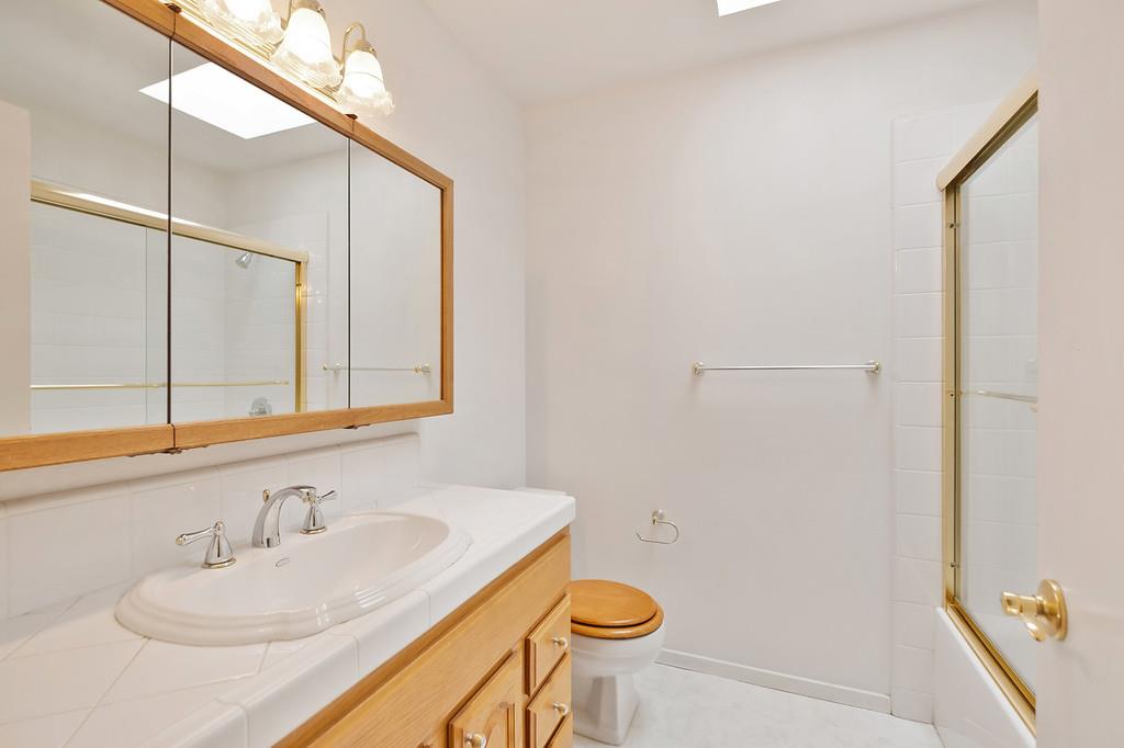 Detail Gallery Image 16 of 34 For 8105 Highwood Way, Orangevale,  CA 95662 - 3 Beds | 2 Baths