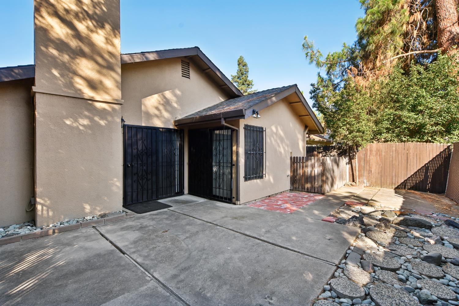 Detail Gallery Image 17 of 22 For 3577 Del Sol Way, Sacramento,  CA 95834 - 3 Beds | 2 Baths