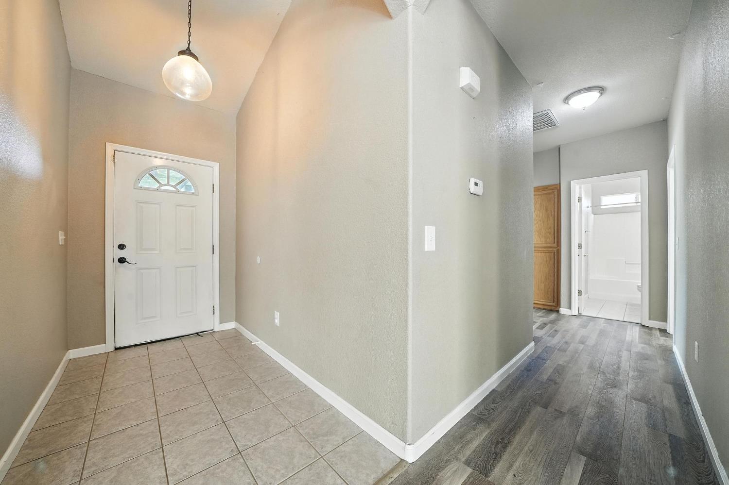 Detail Gallery Image 18 of 46 For 1021 Mockingbird Ln, Valley Springs,  CA 95252 - 3 Beds | 2 Baths