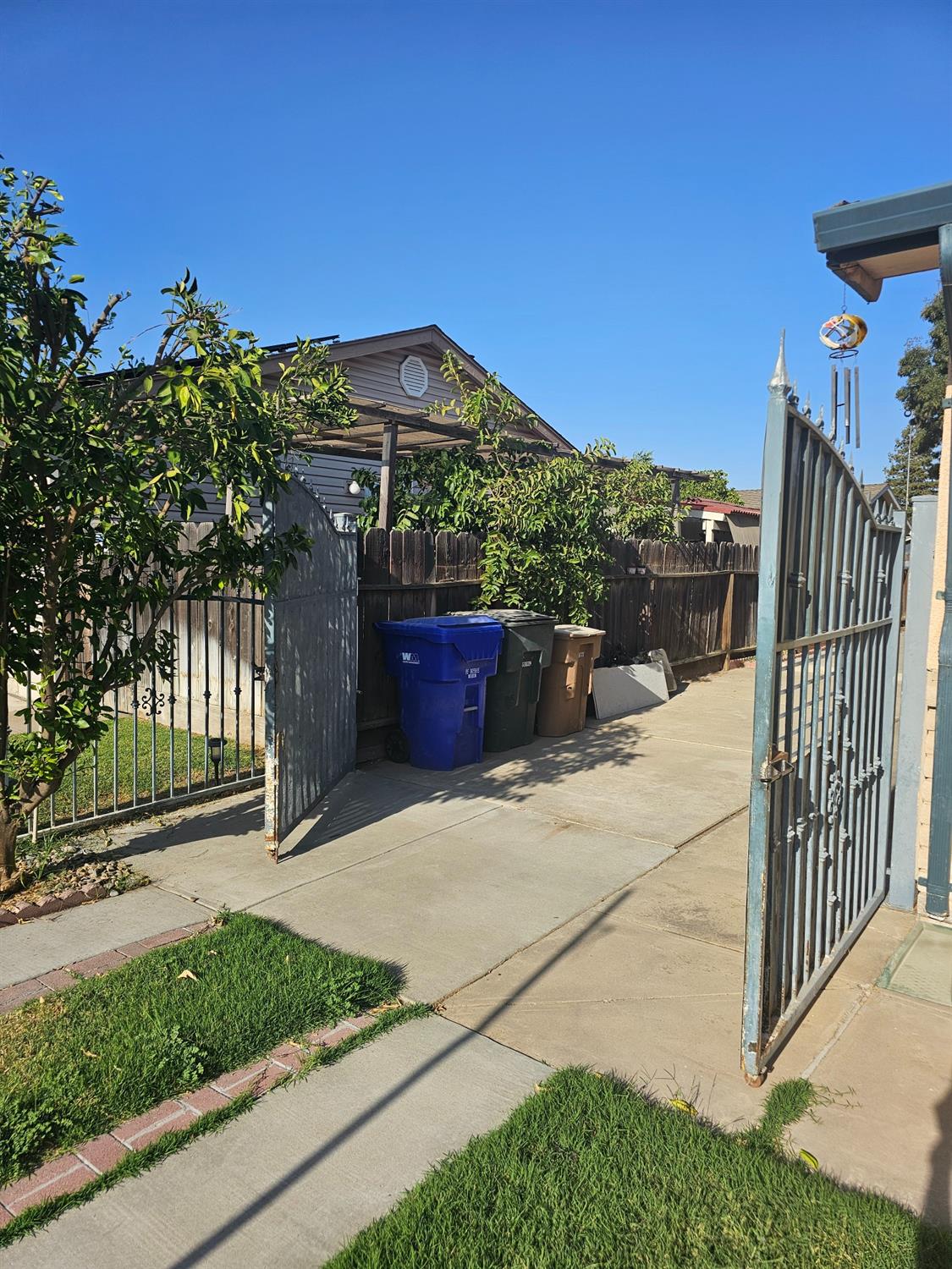 Detail Gallery Image 13 of 15 For 2372 Lance St, Merced,  CA 95348 - 3 Beds | 2 Baths