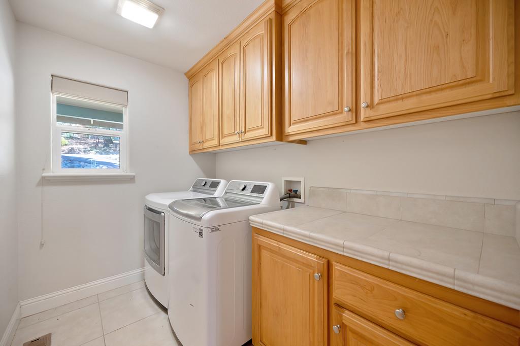 Detail Gallery Image 28 of 38 For 5269 Crestline Dr, Foresthill,  CA 95631 - 3 Beds | 2 Baths