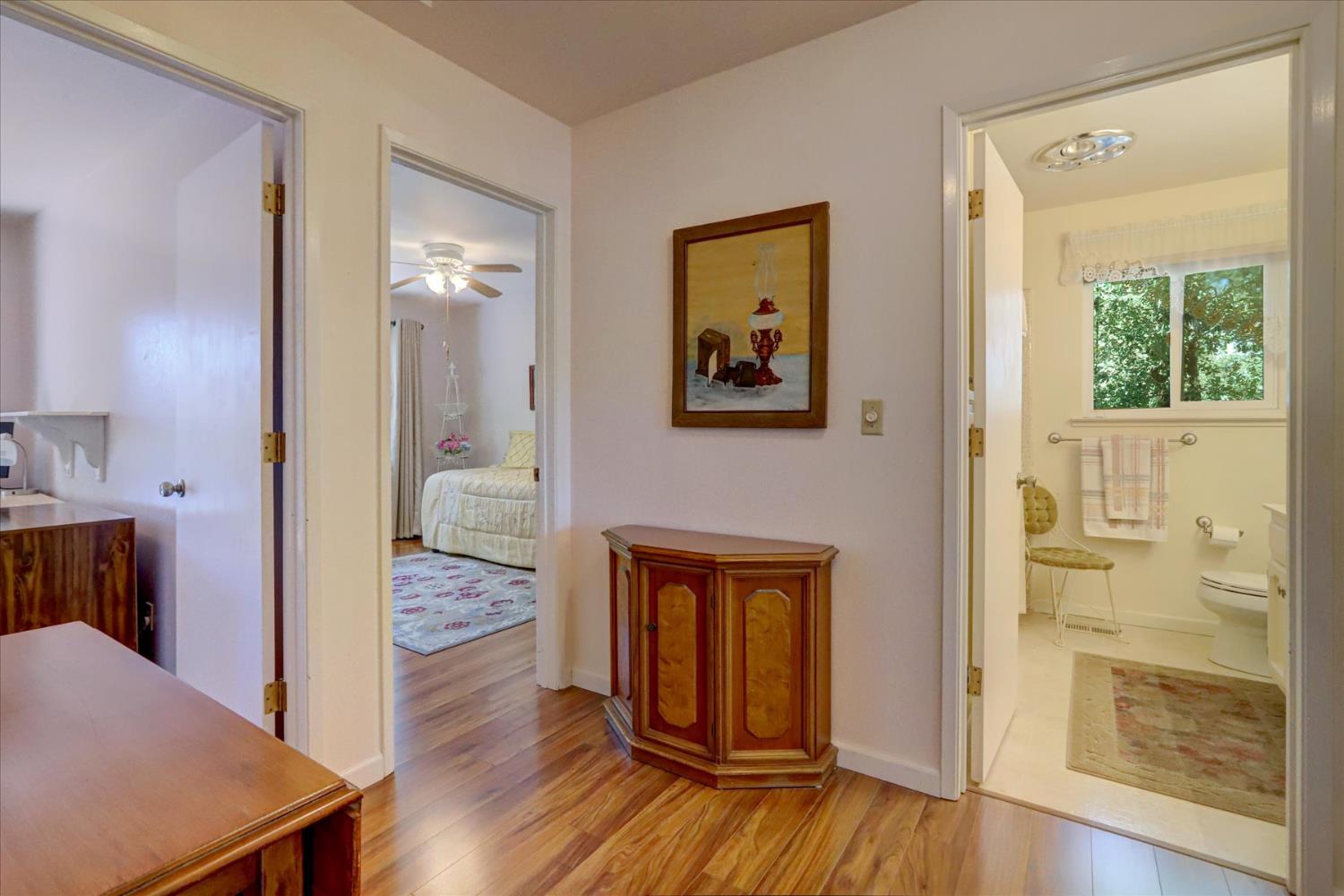 Detail Gallery Image 21 of 67 For 19009 Swallow Way, Penn Valley,  CA 95946 - 3 Beds | 2 Baths