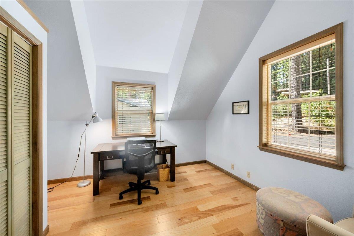 Detail Gallery Image 24 of 65 For 4036 Valley Vista Dr, Camino,  CA 95709 - 4 Beds | 2/1 Baths