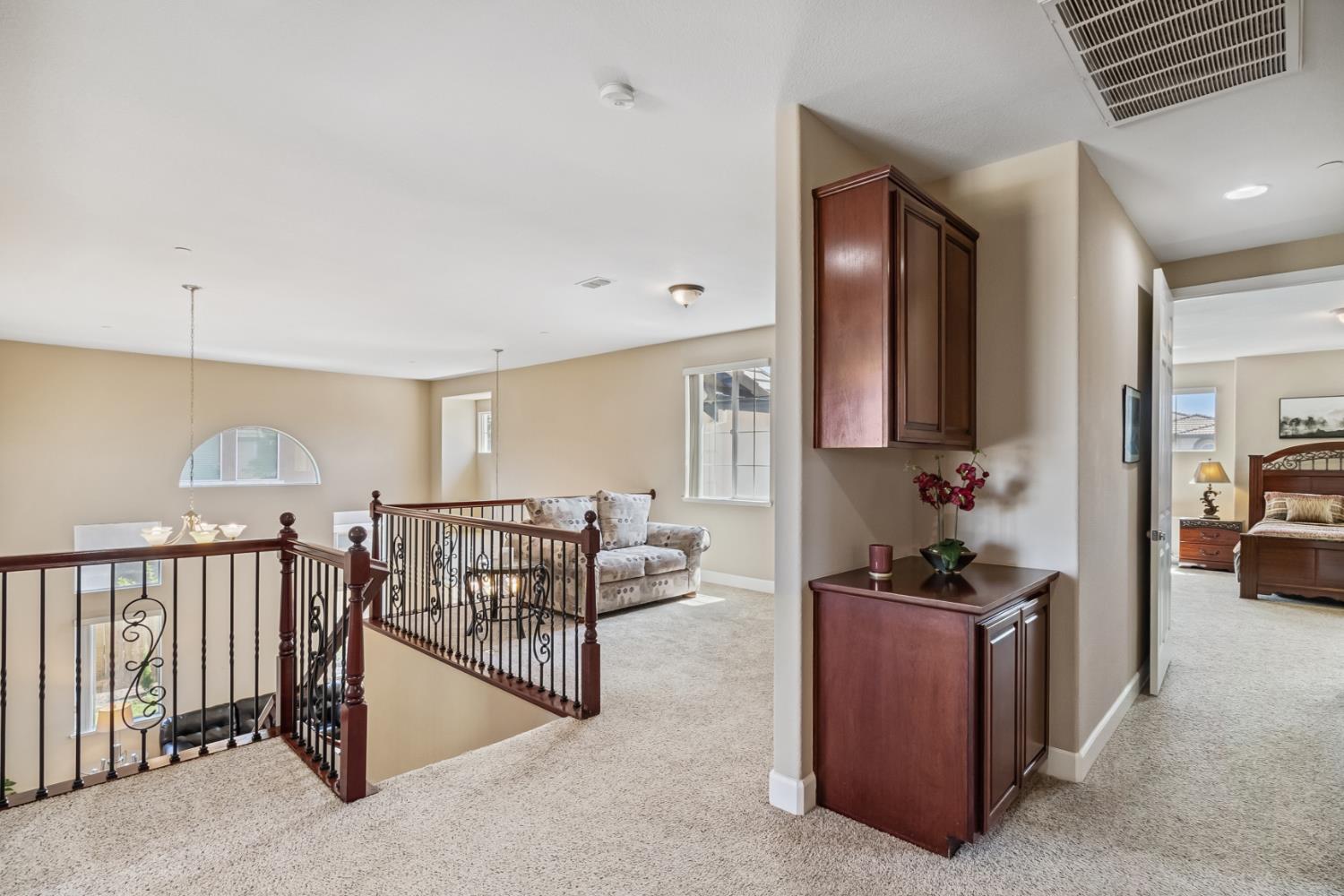 Detail Gallery Image 19 of 72 For 18400 Mandarin St, Woodland,  CA 95695 - 5 Beds | 4 Baths