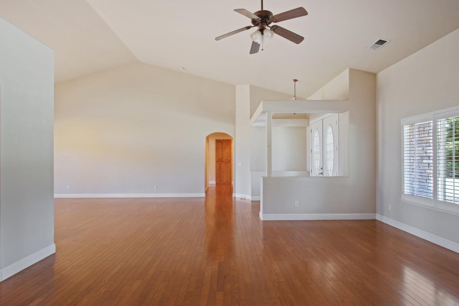 Detail Gallery Image 9 of 31 For 1071 Prince William Ct, Atwater,  CA 95301 - 4 Beds | 3 Baths