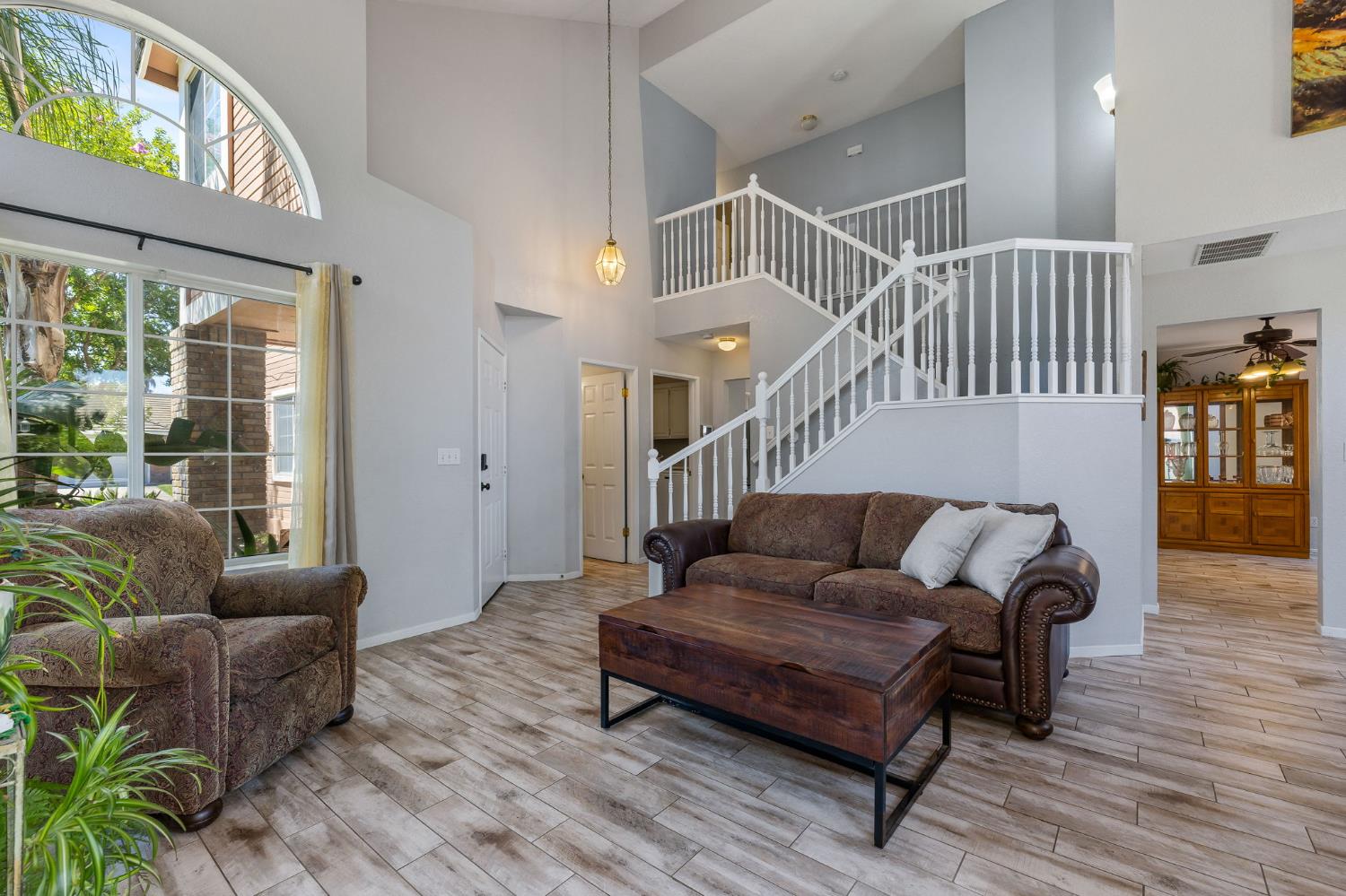 Detail Gallery Image 6 of 47 For 8347 Delta Sand, Elk Grove,  CA 95758 - 4 Beds | 2/1 Baths
