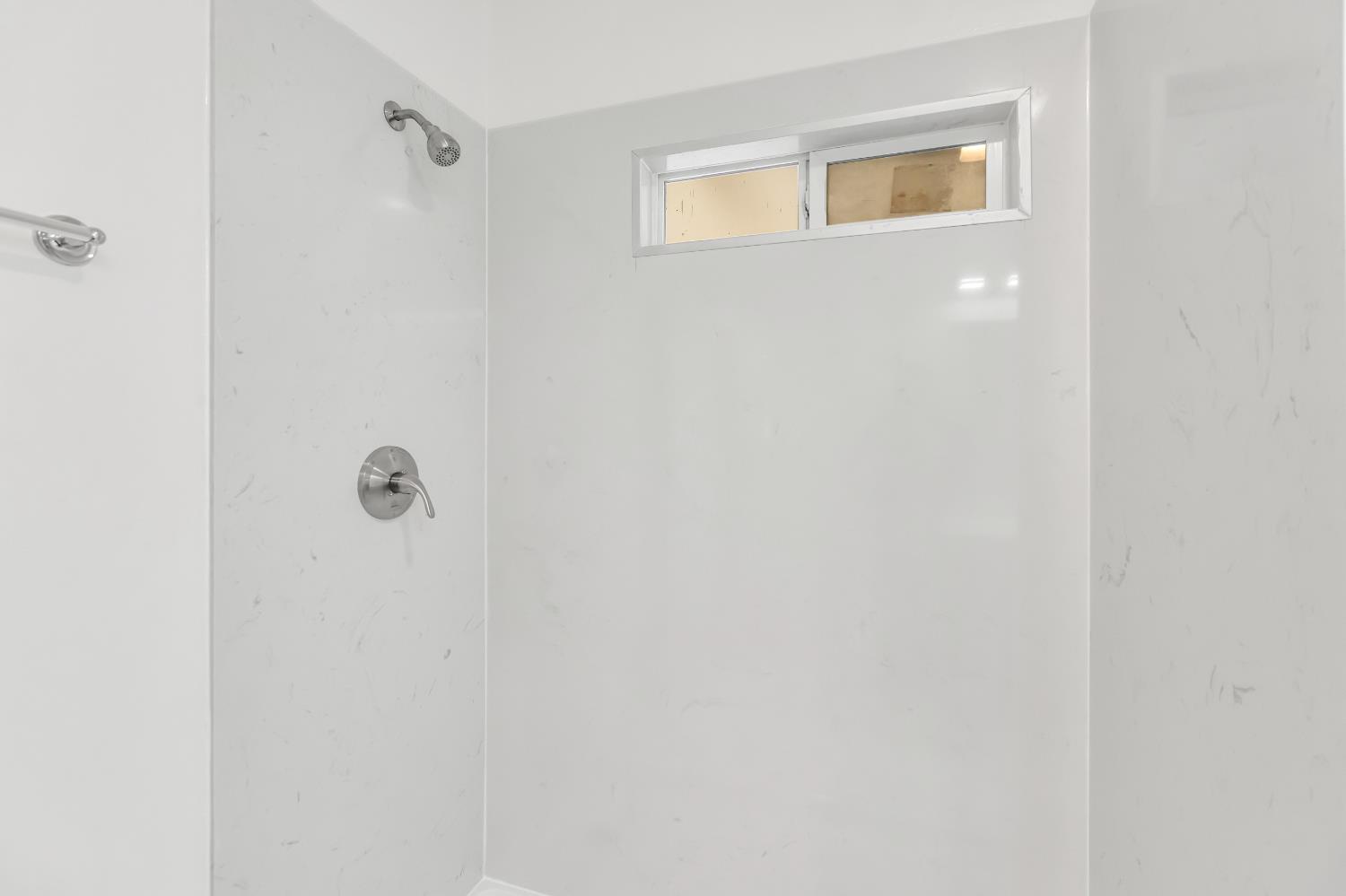 Detail Gallery Image 22 of 54 For 5749 Nina Way, Sacramento,  CA 95824 - 4 Beds | 2 Baths
