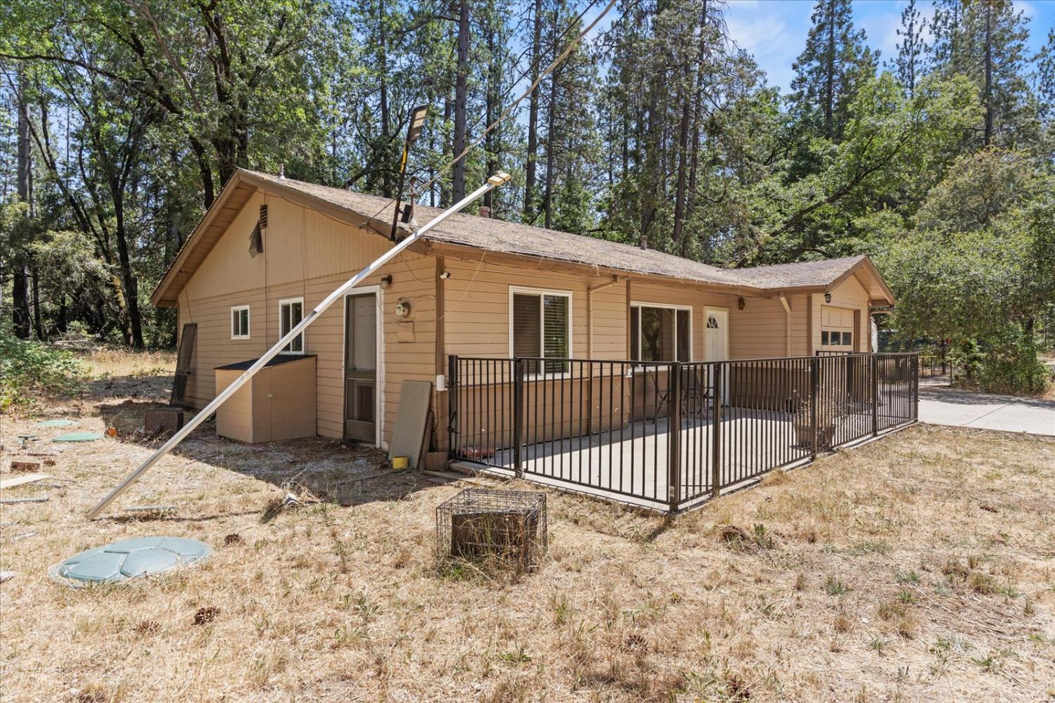 Detail Gallery Image 3 of 59 For 8430 La Porte Rd, Brownsville,  CA 95919 - 3 Beds | 1 Baths