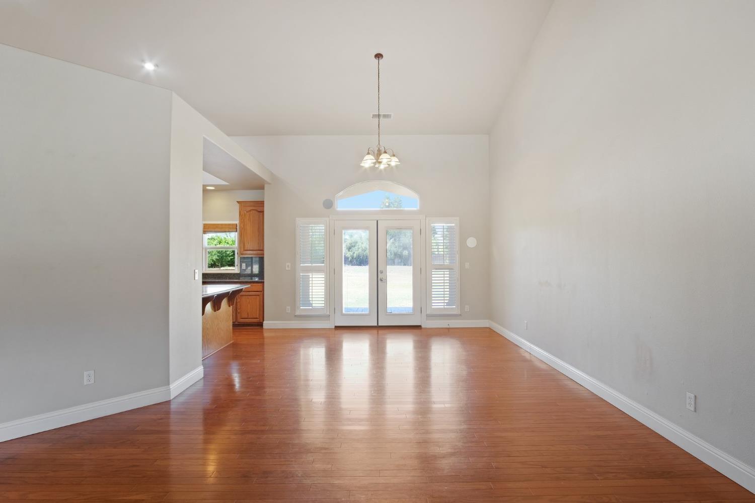 Detail Gallery Image 7 of 31 For 1071 Prince William Ct, Atwater,  CA 95301 - 4 Beds | 3 Baths