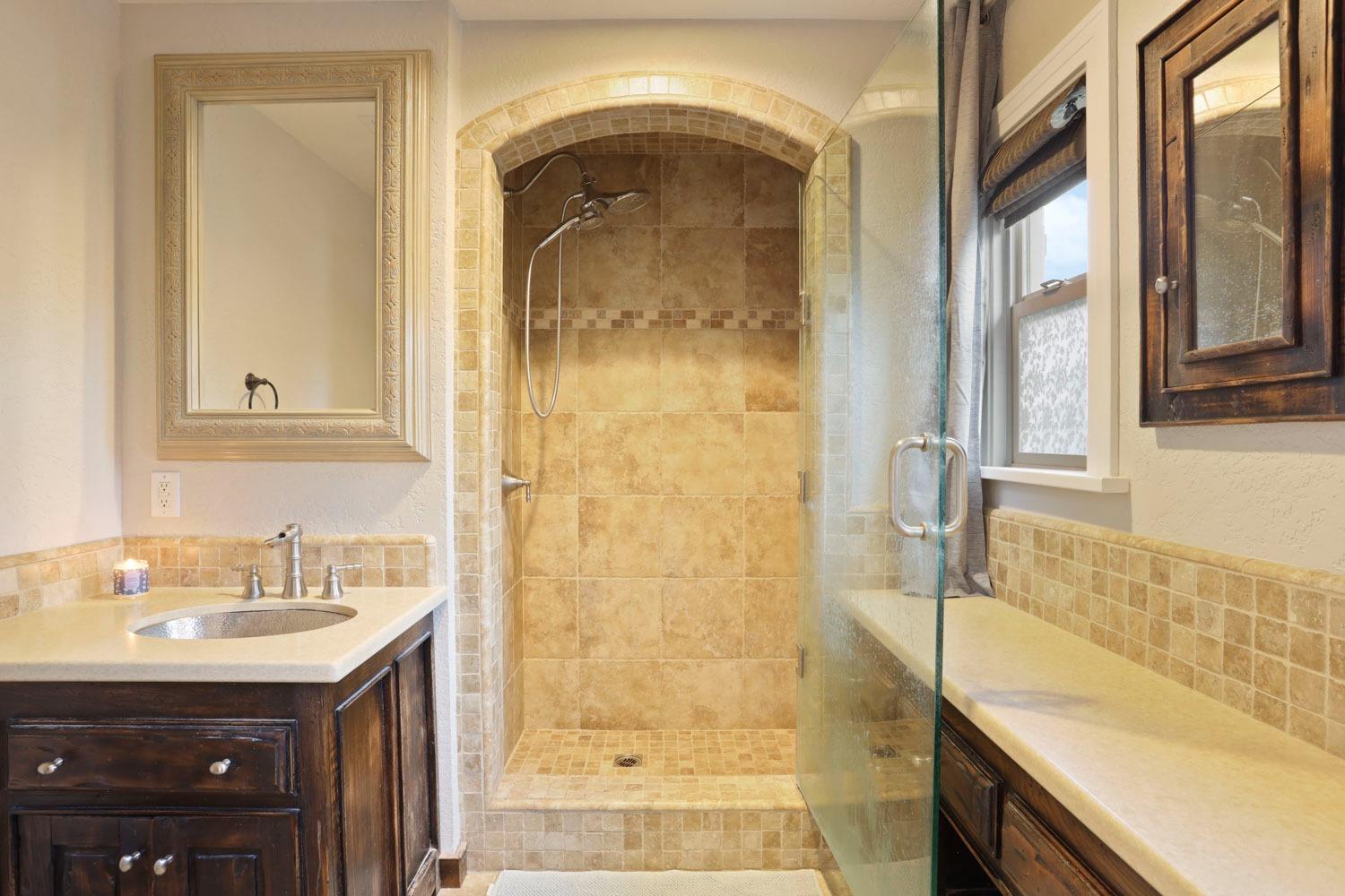 Detail Gallery Image 13 of 25 For 802 Ila Way, Modesto,  CA 95354 - 3 Beds | 2 Baths