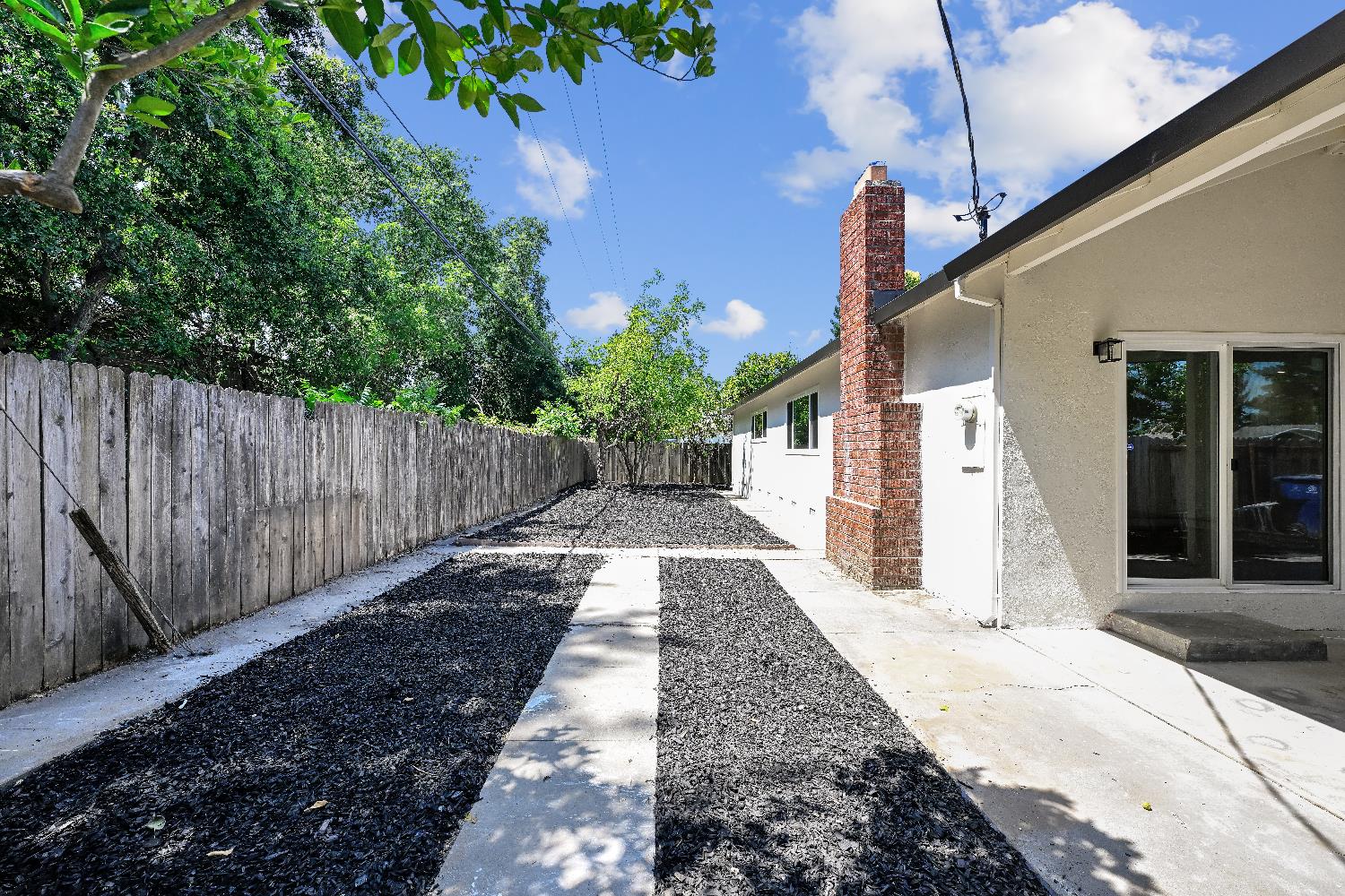 Detail Gallery Image 35 of 38 For 6608 Heatherwood Way, Sacramento,  CA 95831 - 3 Beds | 2 Baths