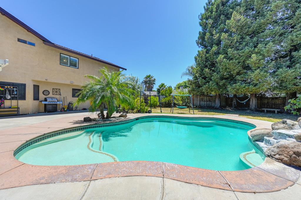 Detail Gallery Image 33 of 45 For 3429 Alisa Ct, Modesto,  CA 95356 - 4 Beds | 2/1 Baths