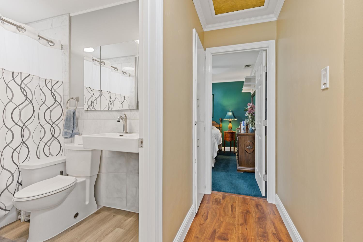 Detail Gallery Image 16 of 43 For 6761 Linda Sue Way, Fair Oaks,  CA 95628 - 3 Beds | 2 Baths