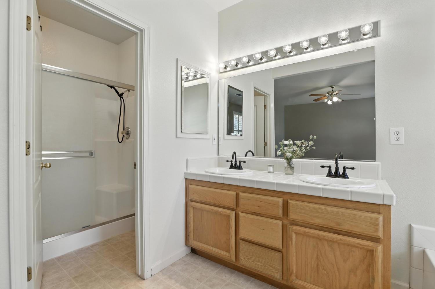 Detail Gallery Image 27 of 40 For 521 Shanghai Bend Rd, Yuba City,  CA 95991 - 4 Beds | 3 Baths
