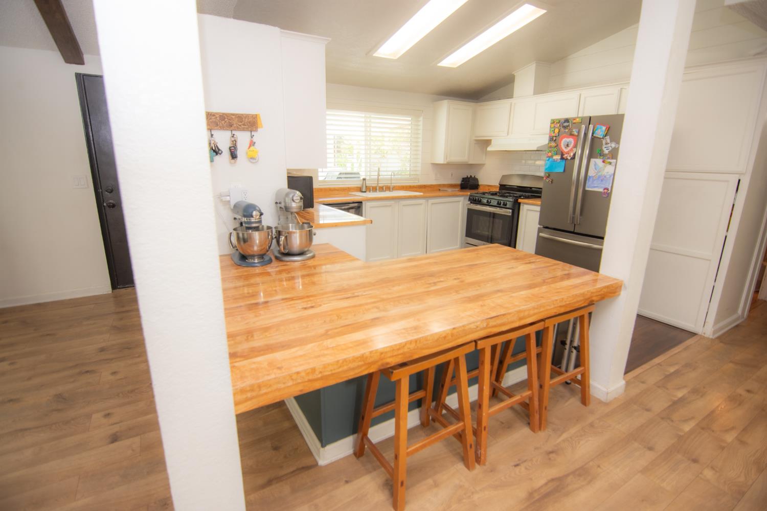 Detail Gallery Image 2 of 40 For 1399 Sacramento Ave 44, West Sacramento,  CA 95605 - 2 Beds | 2 Baths