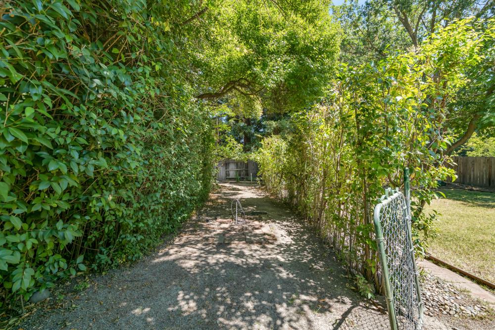 Detail Gallery Image 49 of 59 For 7527 Island Way, Sacramento,  CA 95831 - 3 Beds | 2 Baths