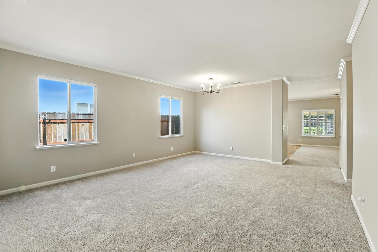 Detail Gallery Image 8 of 40 For 521 Shanghai Bend Rd, Yuba City,  CA 95991 - 4 Beds | 3 Baths