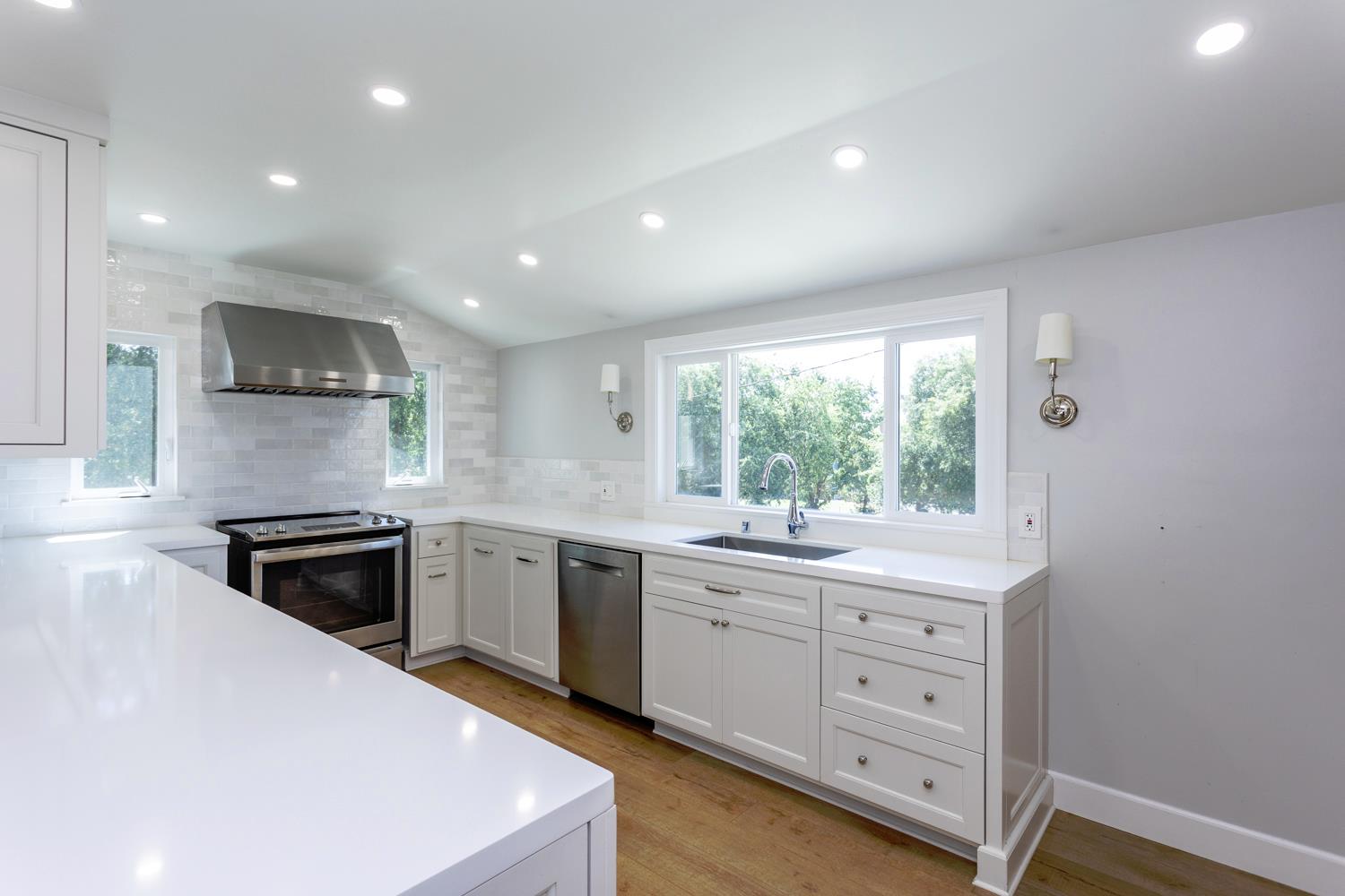 Detail Gallery Image 7 of 49 For 11012 Olive Rd, Oakdale,  CA 95361 - 3 Beds | 2 Baths
