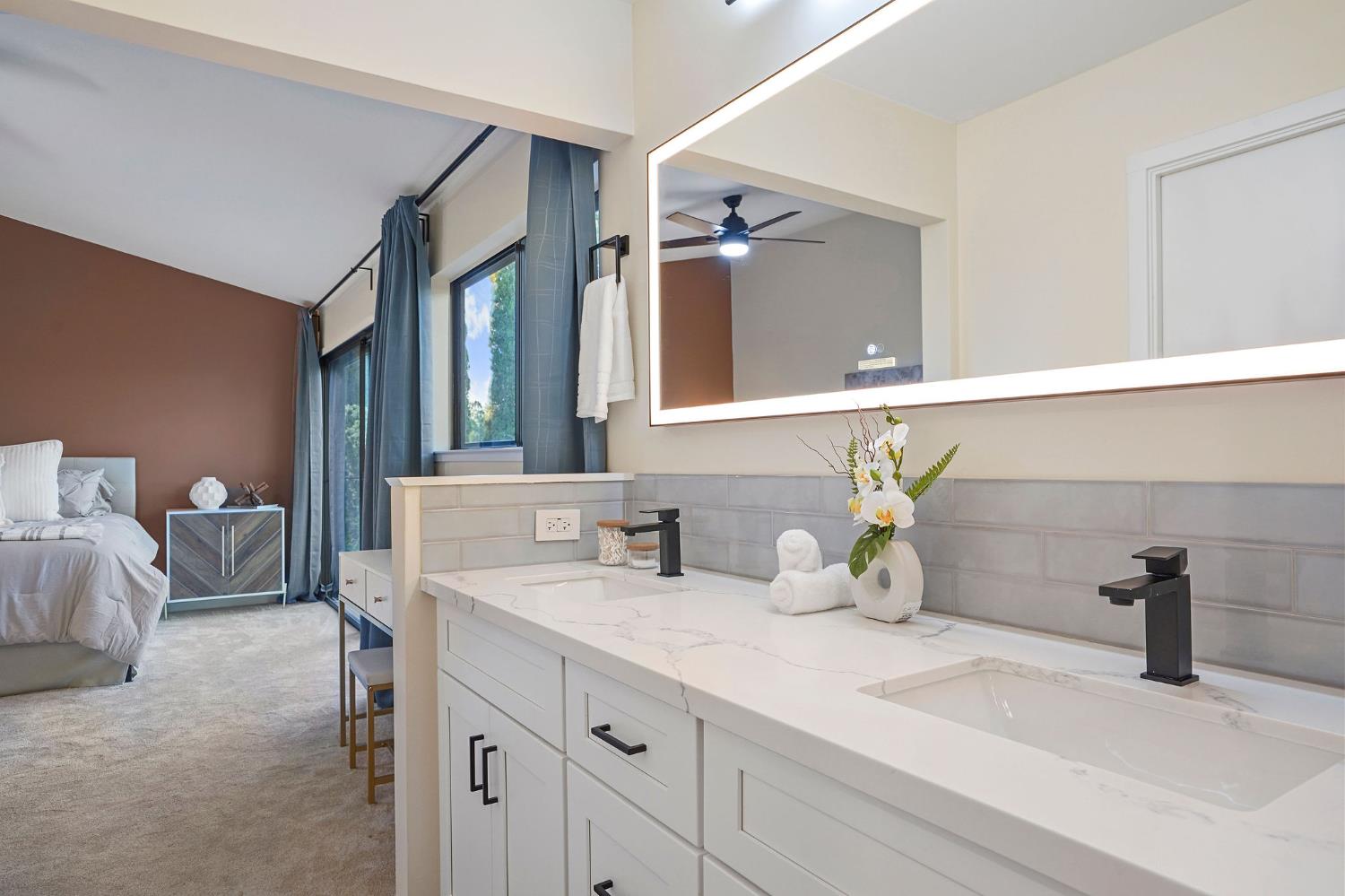 Detail Gallery Image 42 of 87 For 9775 Oak Leaf Way, Granite Bay,  CA 95746 - 5 Beds | 3 Baths