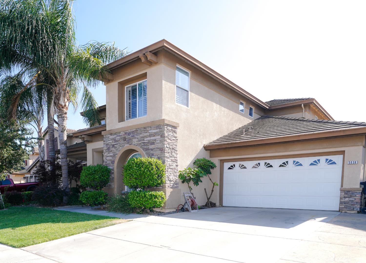 Detail Gallery Image 3 of 41 For 5039 Riverbed Ct, Riverbank,  CA 95367 - 4 Beds | 3 Baths
