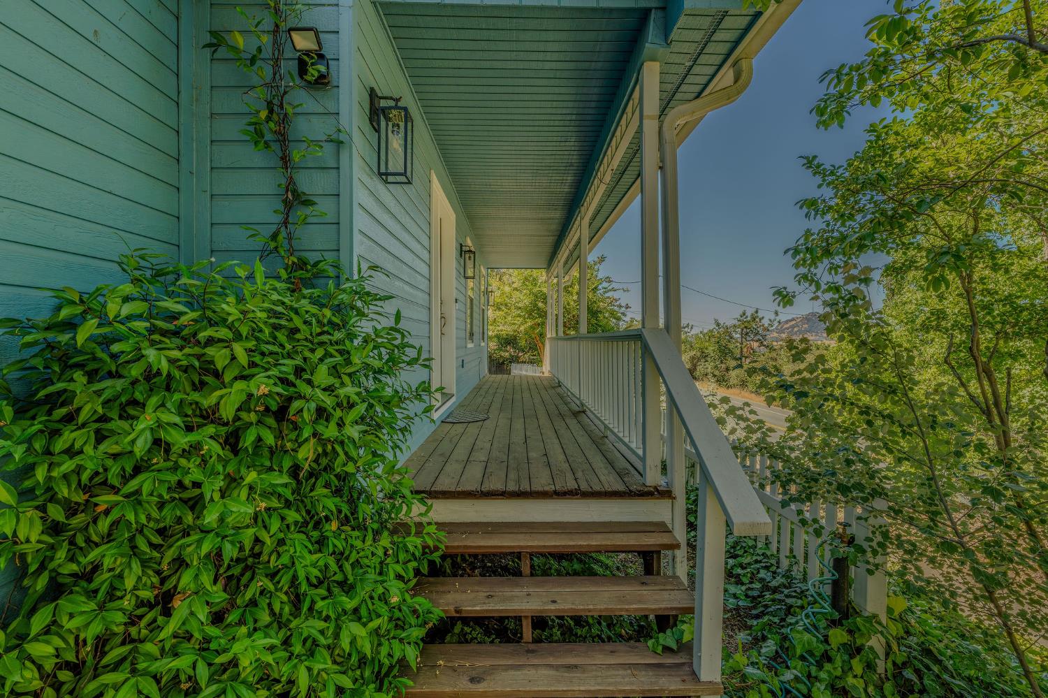 Detail Gallery Image 7 of 54 For 8201 Highway 49, Mokelumne Hill,  CA 95245 - 3 Beds | 2/1 Baths