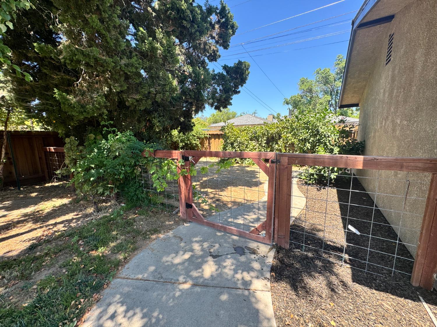 Detail Gallery Image 33 of 35 For 1237 College Ave, Modesto,  CA 95350 - 3 Beds | 1 Baths