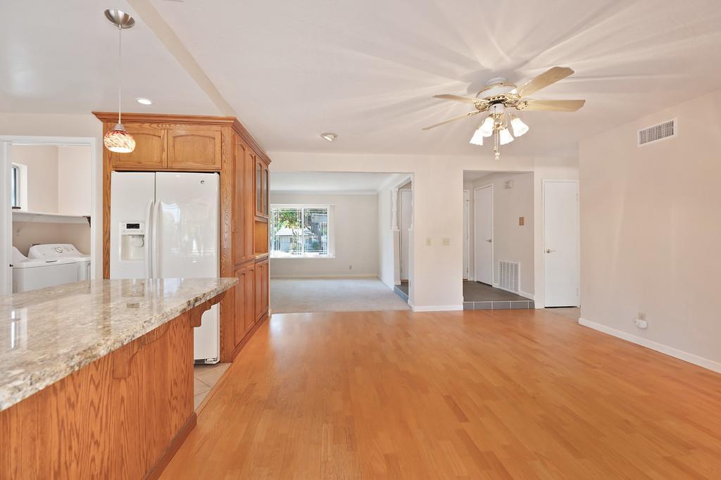 Detail Gallery Image 13 of 34 For 8105 Highwood Way, Orangevale,  CA 95662 - 3 Beds | 2 Baths