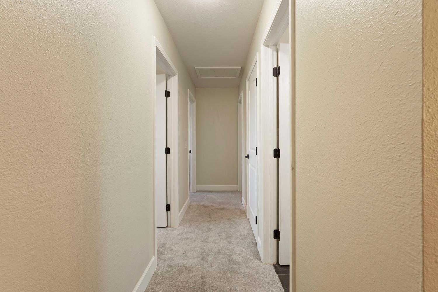 Detail Gallery Image 21 of 52 For 2457 Rockingham Cir, Lodi,  CA 95242 - 4 Beds | 2/1 Baths