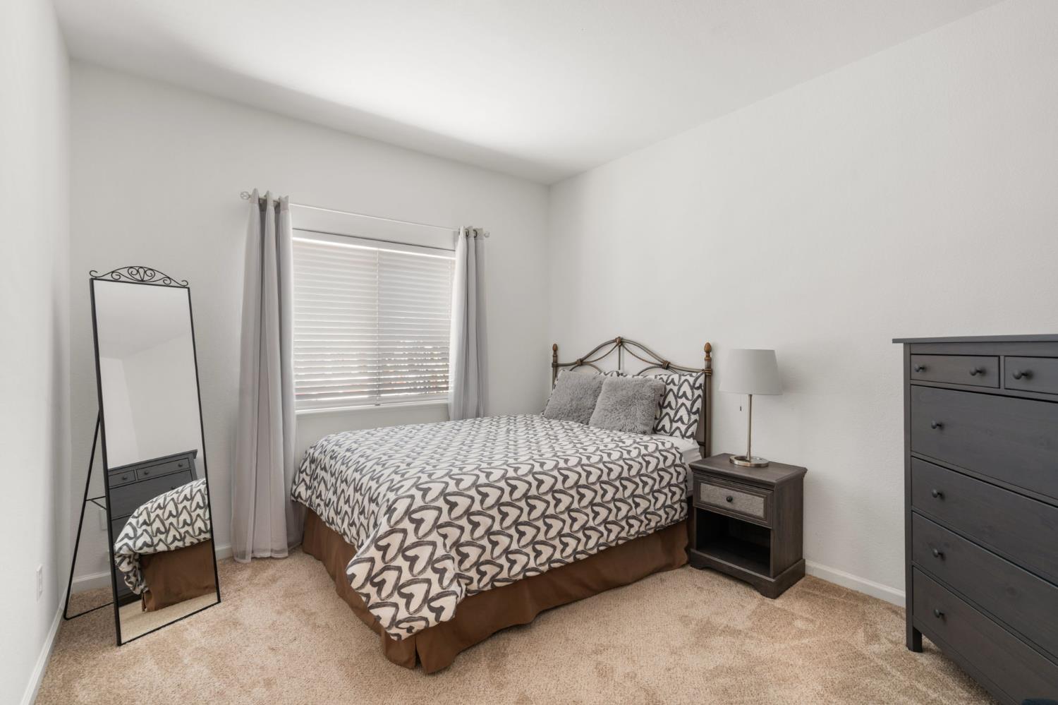 Detail Gallery Image 18 of 26 For 3900 Ginko Way, Sacramento,  CA 95834 - 3 Beds | 2 Baths