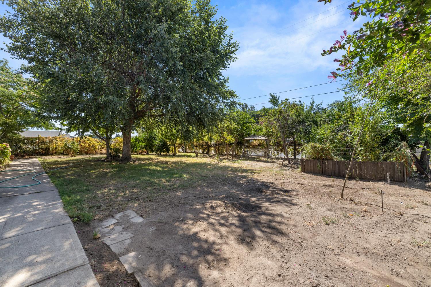 Detail Gallery Image 6 of 44 For 13119 6th St, Hickman,  CA 95323 - 3 Beds | 1/1 Baths
