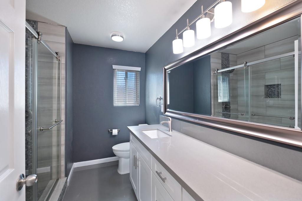 Detail Gallery Image 36 of 47 For 5512 Deepdale Way, Elk Grove,  CA 95758 - 4 Beds | 2/1 Baths
