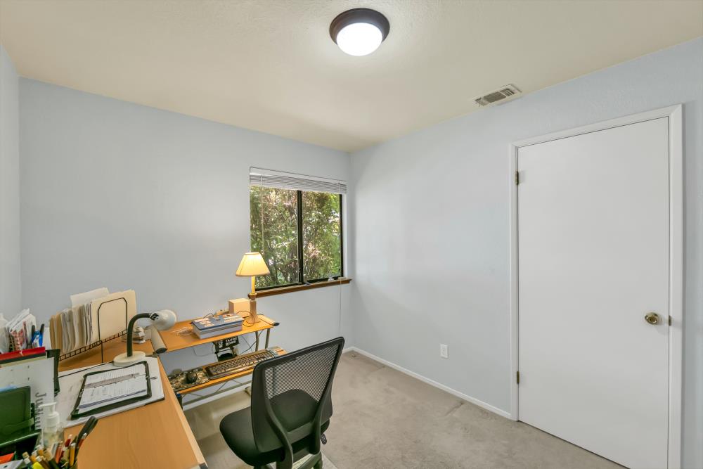 Detail Gallery Image 25 of 59 For 7527 Island Way, Sacramento,  CA 95831 - 3 Beds | 2 Baths