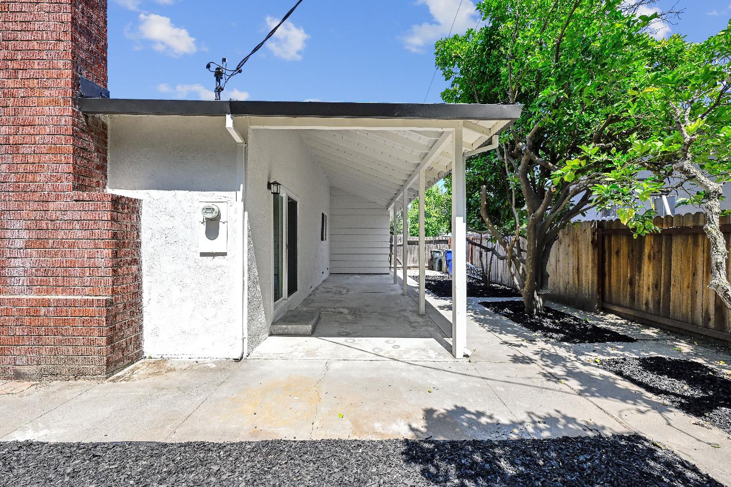 Detail Gallery Image 36 of 38 For 6608 Heatherwood Way, Sacramento,  CA 95831 - 3 Beds | 2 Baths