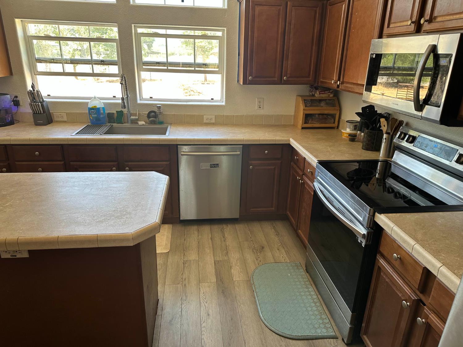 Detail Gallery Image 7 of 22 For 23833 River Rd, Stevinson,  CA 95374 - 3 Beds | 2 Baths