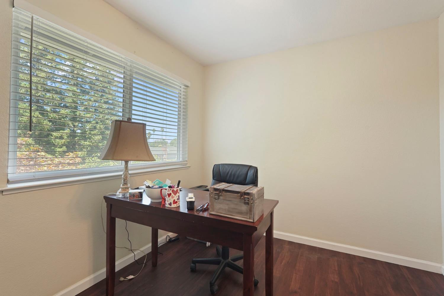 Detail Gallery Image 28 of 52 For 2457 Rockingham Cir, Lodi,  CA 95242 - 4 Beds | 2/1 Baths