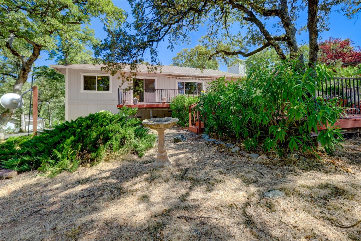 Detail Gallery Image 33 of 67 For 19009 Swallow Way, Penn Valley,  CA 95946 - 3 Beds | 2 Baths