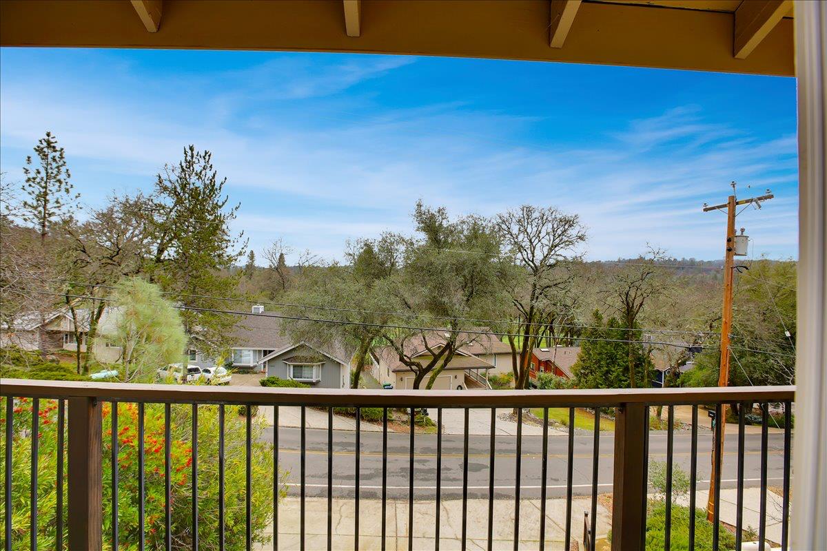 Detail Gallery Image 28 of 47 For 18864 Jayhawk Dr, Penn Valley,  CA 95946 - 4 Beds | 2/1 Baths