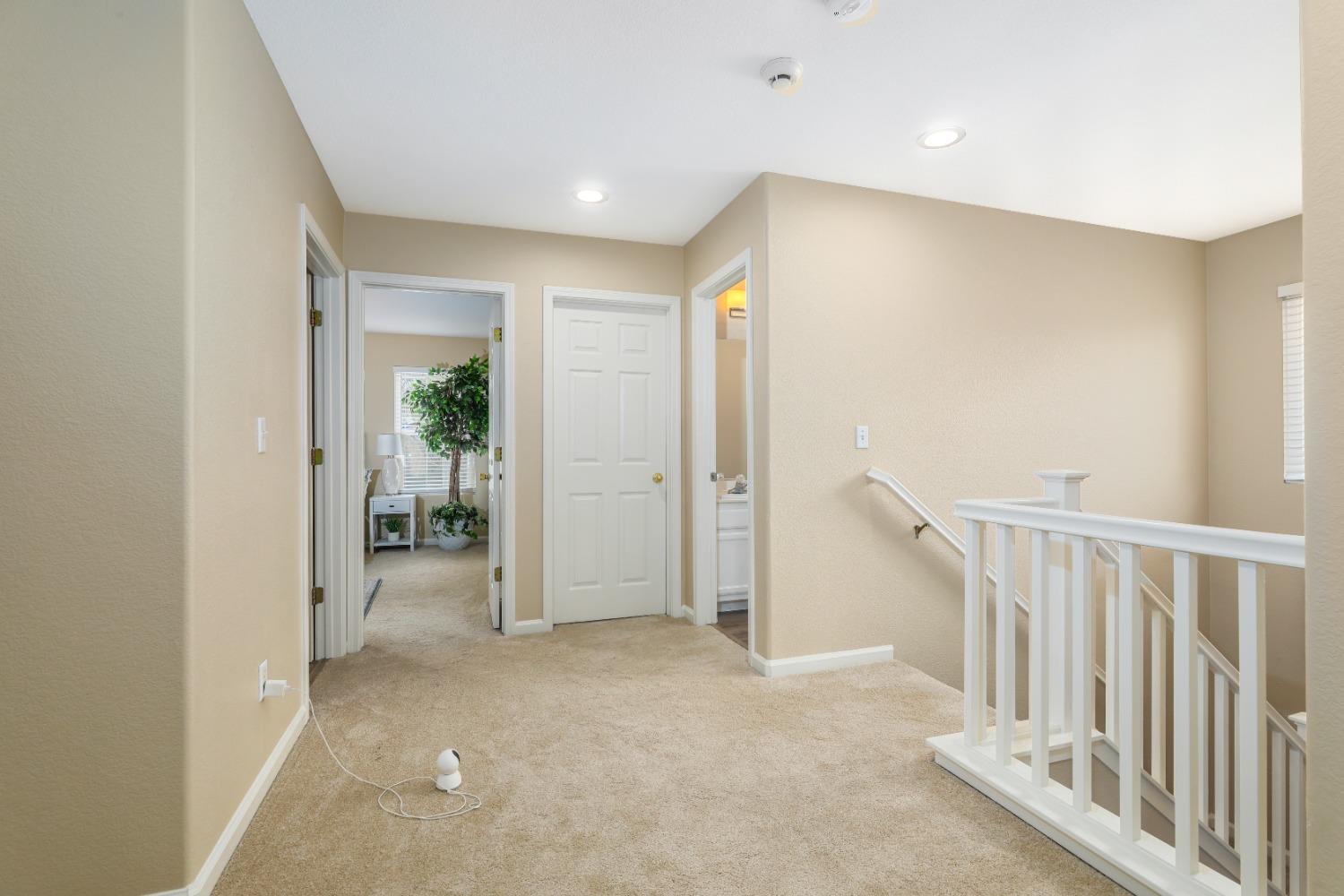 Detail Gallery Image 23 of 44 For 3355 Calla Lily Way, Sacramento,  CA 95833 - 5 Beds | 2/1 Baths
