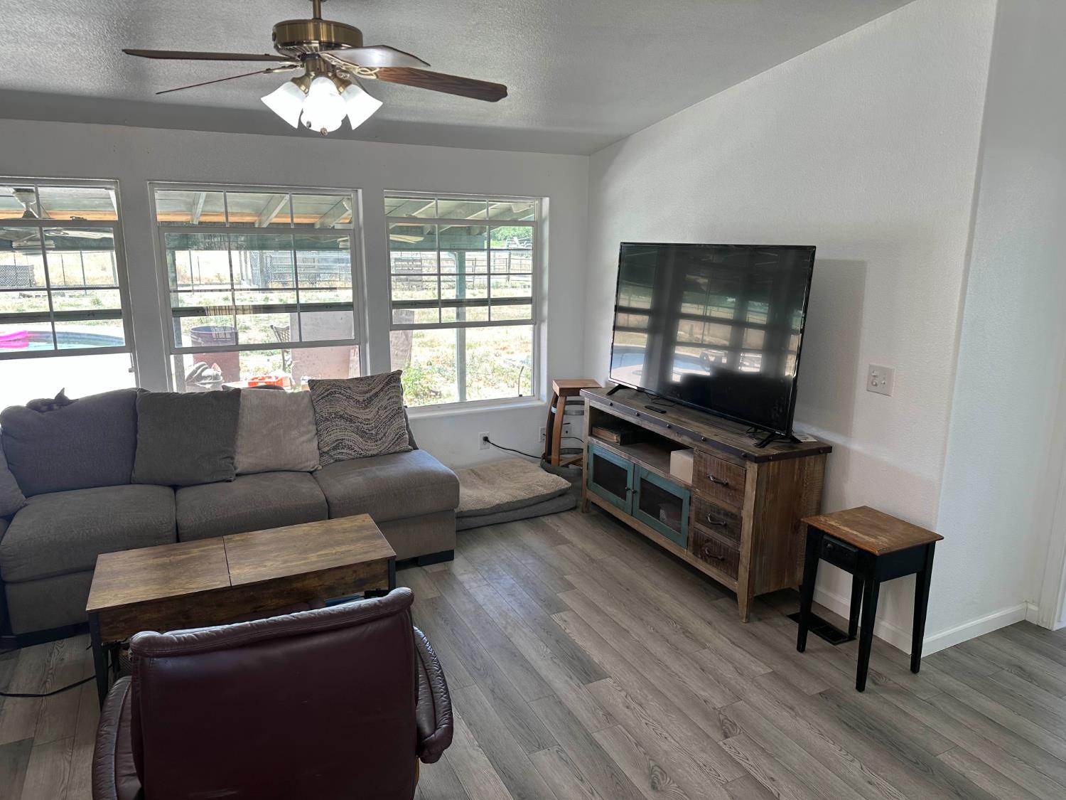 Detail Gallery Image 11 of 22 For 23833 River Rd, Stevinson,  CA 95374 - 3 Beds | 2 Baths
